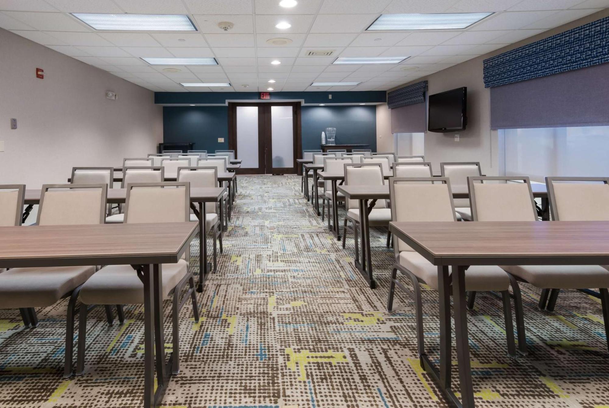 Hampton Inn & Suites Chicago-הופמן אסטייטס מראה חיצוני תמונה