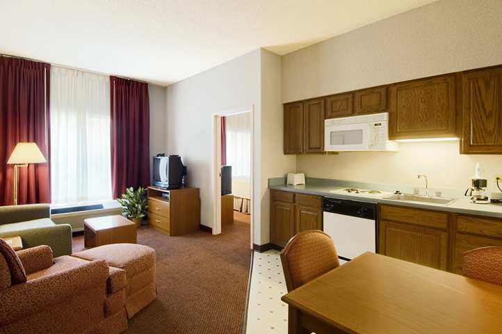 Hampton Inn & Suites Chicago-הופמן אסטייטס מראה פנימי תמונה
